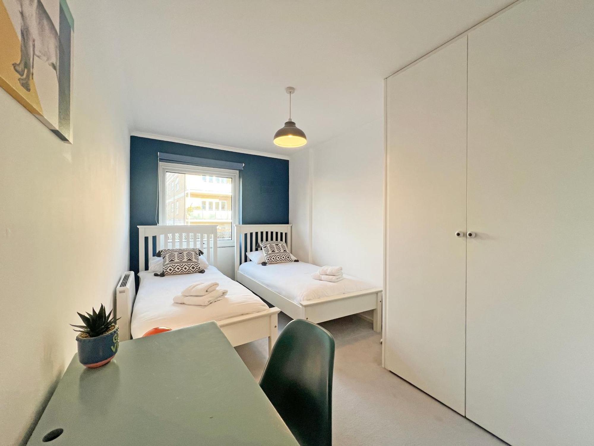 Beautiful Windsor 2 Bed, Perfect Location, 5 Mins Walk To Centre, Free Parking, Legoland, Ascot Apartment Exterior foto
